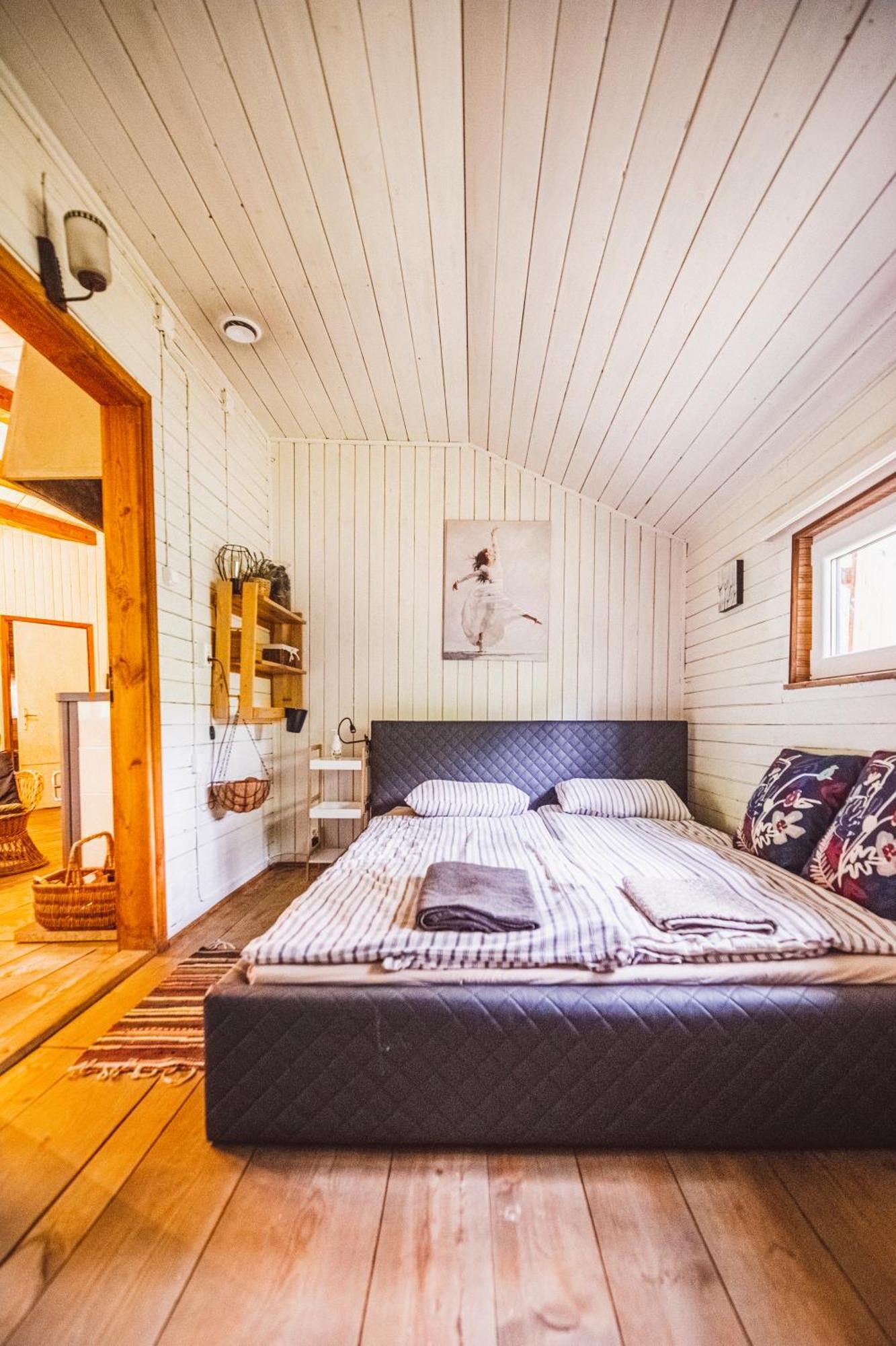 Cozy Nature Retreat With Patio Fireplace Garden Maciejowice Ngoại thất bức ảnh
