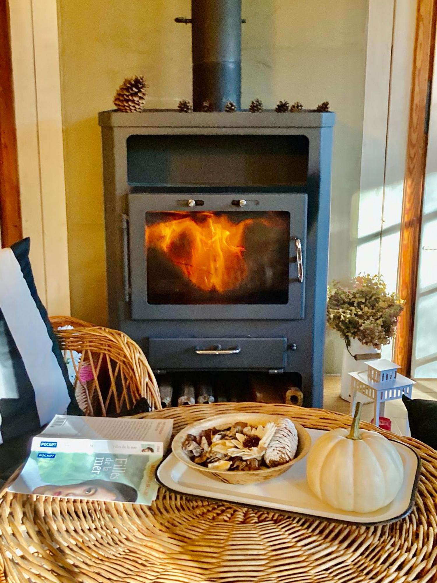Cozy Nature Retreat With Patio Fireplace Garden Maciejowice Ngoại thất bức ảnh